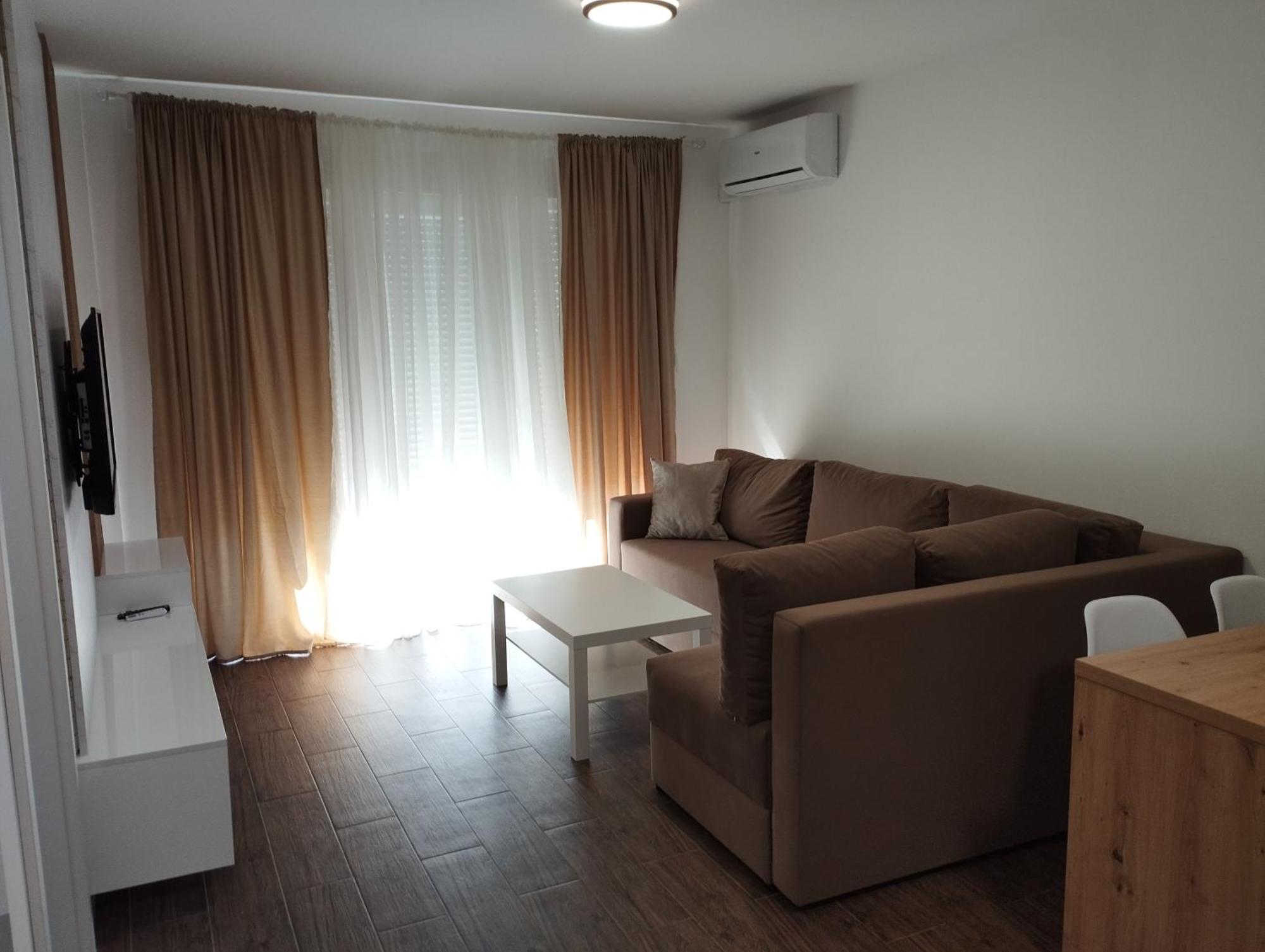 Apartment With Pool Veliko Gradište Εξωτερικό φωτογραφία